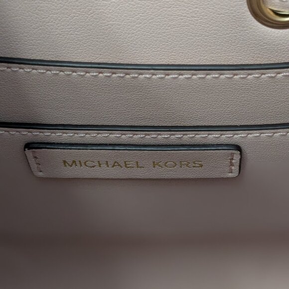 MICHAEL KORS Women's Mercer Small Logo Bucket Bag POWDER BLUSH  PINK . - Picture 11 of 14